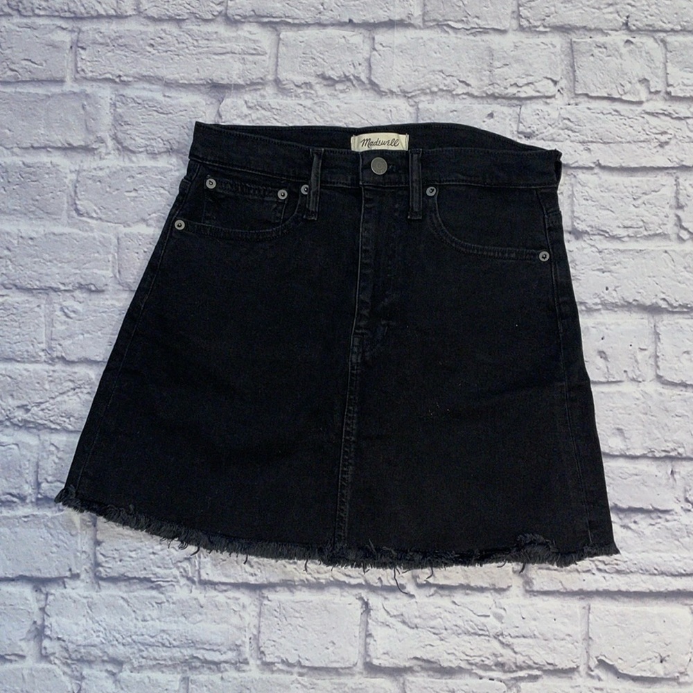 Madewell Rigid Denim A-Line Mini Jean Skirt in Lunar Wash: Fluffy Hem